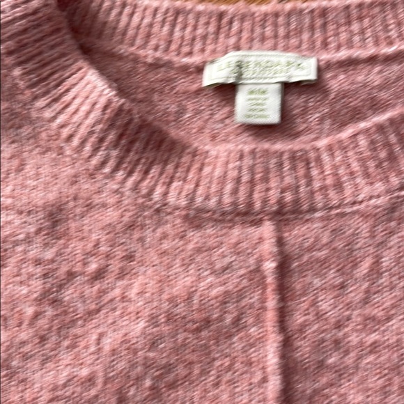 Women's Pink Sweater - Picture 4 of 6